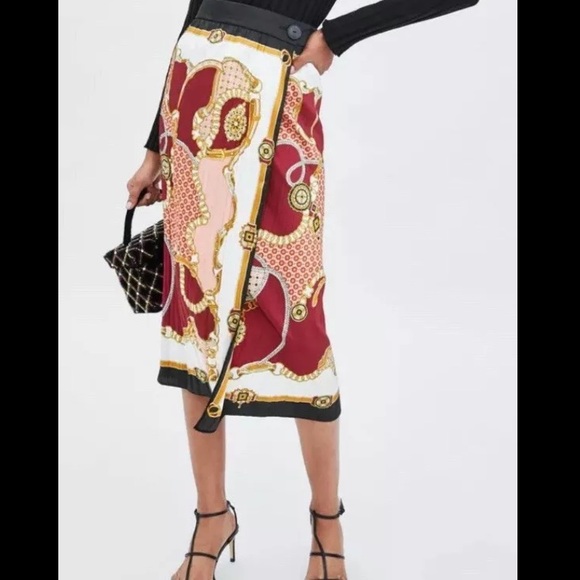 Zara Dresses & Skirts - Zara midi skirt, size S-M, never worn. NWOT.